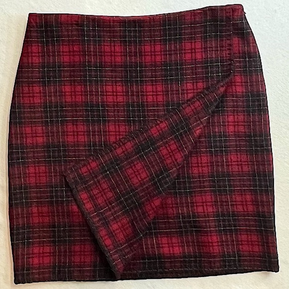 Eddie Bauer Faux Wrap Blanket Stitch Lined Wool Skirt Dark Red Plaid Size 10
